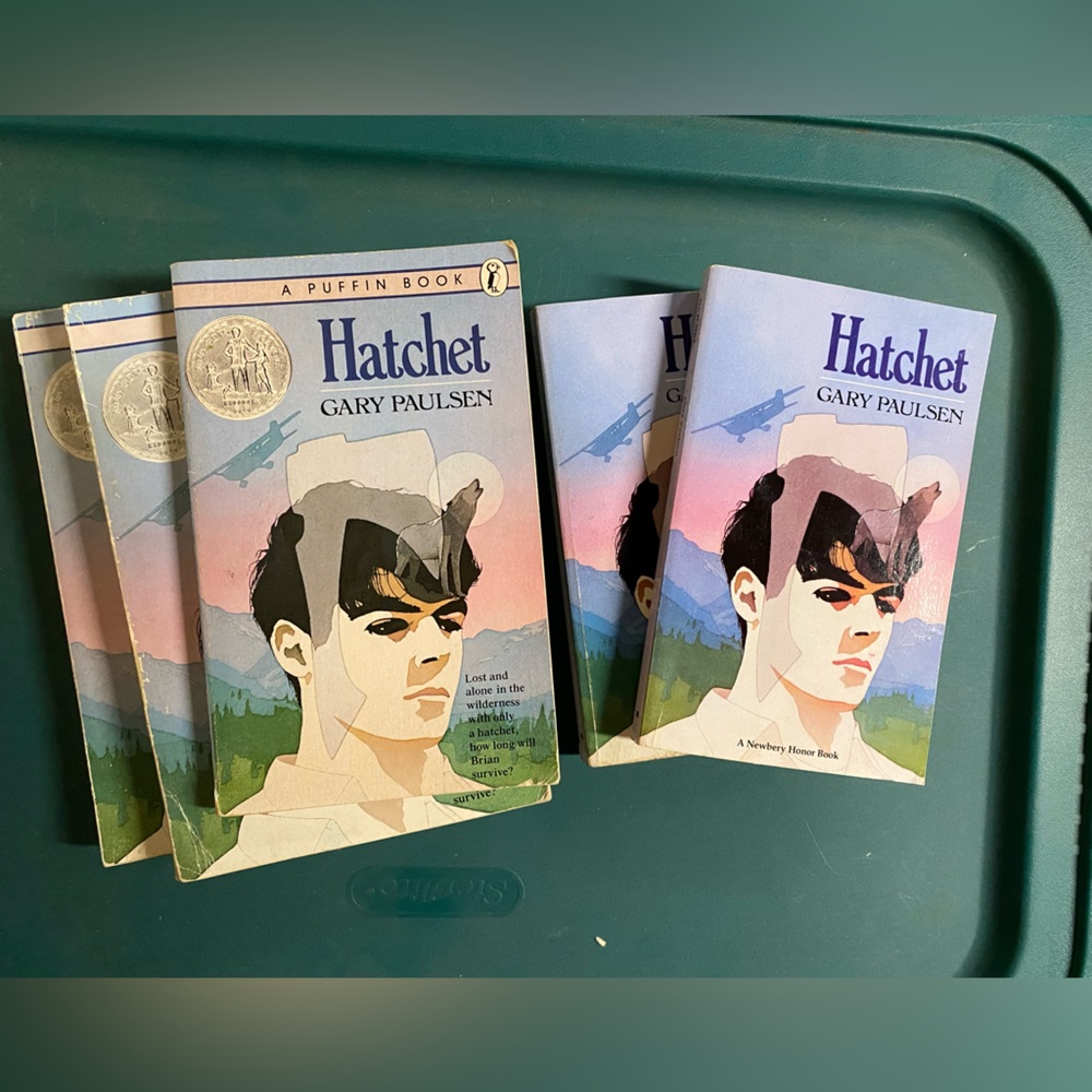 EUC lot of 5 books: Hatchet by Gary Paulsen